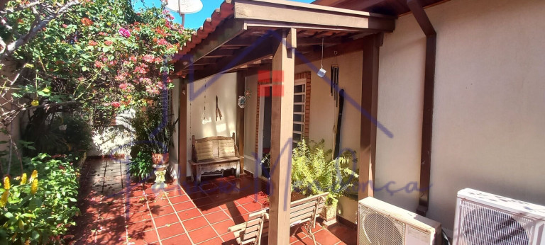 Imagem Casa com 3 Quartos à Venda, 200 m² em City Ribeirão - Ribeirão Preto Imagem Casa com 3 Quartos à Venda, 200 m² em City Ribeirão - Ribeirão Preto
