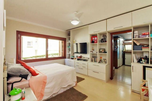 Imagem Casa de Condomínio com 3 Quartos à Venda, 389 m² em Vila Nova - Porto Alegre Imagem Casa de Condomínio com 3 Quartos à Venda, 389 m² em Vila Nova - Porto Alegre