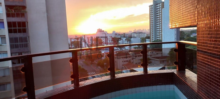 Imagem Apartamento com 3 Quartos à Venda, 262 m² em água Verde - Curitiba