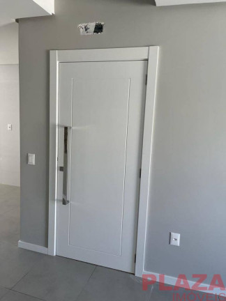 Imagem Sobrado com 3 Quartos à Venda, 141 m² em Nova Esperança - Balneário Camboriú Imagem Sobrado com 3 Quartos à Venda, 141 m² em Nova Esperança - Balneário Camboriú