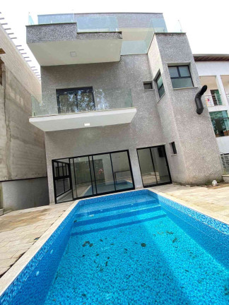 Imagem Casa com 4 Quartos à Venda, 230 m² em Aruã - Mogi Das Cruzes Imagem Casa com 4 Quartos à Venda, 230 m² em Aruã - Mogi Das Cruzes