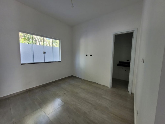 Imagem Casa com 3 Quartos à Venda, 75 m² em Sant Etiene - Matinhos Imagem Casa com 3 Quartos à Venda, 75 m² em Sant Etiene - Matinhos