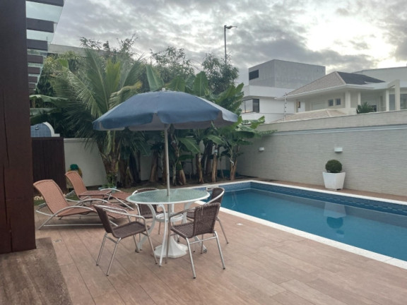 Casa com 4 Quartos para Temporada, 258 m² em Jurerê Internacional - Florianópolis