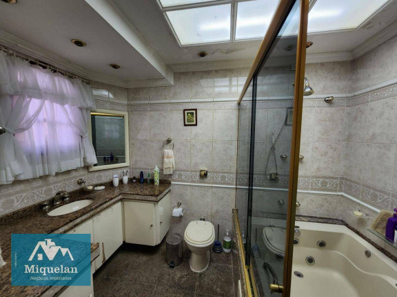Imagem Sobrado com 3 Quartos à Venda, 300 m² em Vila Galvão - Guarulhos Imagem Sobrado com 3 Quartos à Venda, 300 m² em Vila Galvão - Guarulhos