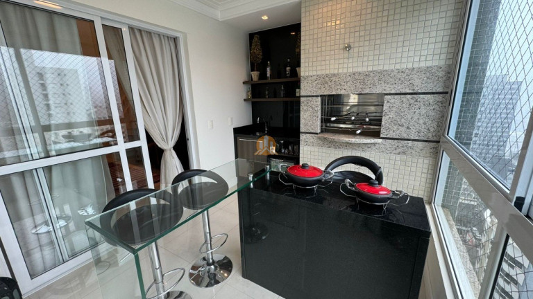 Imagem Imóvel com 3 Quartos à Venda, 223 m² em Centro - Balneário Camboriú Imagem Imóvel com 3 Quartos à Venda, 223 m² em Centro - Balneário Camboriú