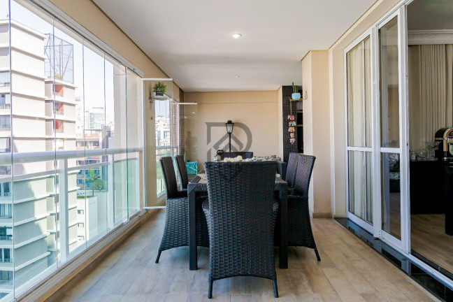 Imagem Apartamento com 3 Quartos à Venda, 159 m² em Consolação - São Paulo Imagem Apartamento com 3 Quartos à Venda, 159 m² em Consolação - São Paulo