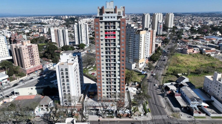 Imagem Apartamento com 3 Quartos à Venda, 74 m² em Novo Mundo - Curitiba