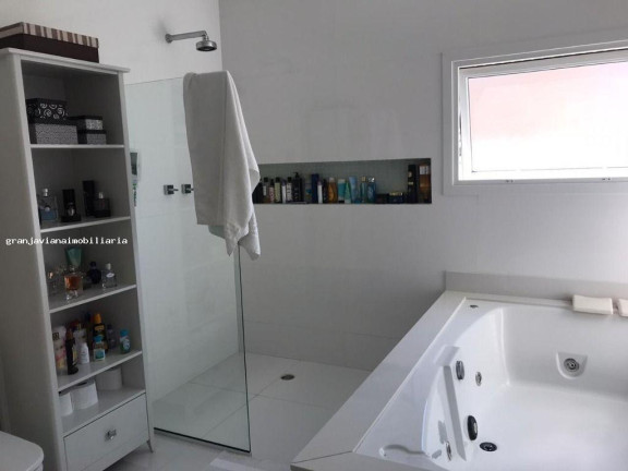 Imagem Casa à Venda, em São Paulo 2 - Cotia Imagem Casa à Venda, em São Paulo 2 - Cotia