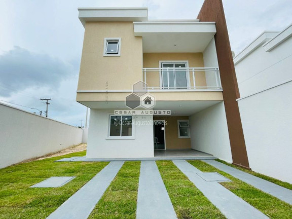 Imagem Casa com 4 Quartos à Venda, 127 m² em Centro - Eusébio Imagem Casa com 4 Quartos à Venda, 127 m² em Centro - Eusébio
