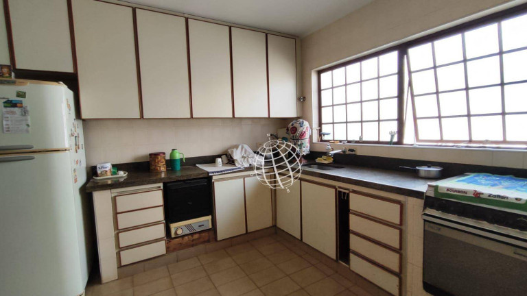 Imagem Casa com 3 Quartos à Venda, 264 m² em Nova Gardênia - Atibaia Imagem Casa com 3 Quartos à Venda, 264 m² em Nova Gardênia - Atibaia