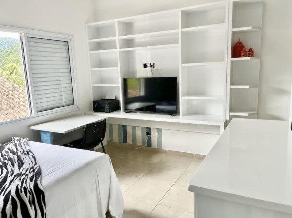 Imagem Casa com 3 Quartos para Temporada, 250 m² em Horto Florestal - Ubatuba