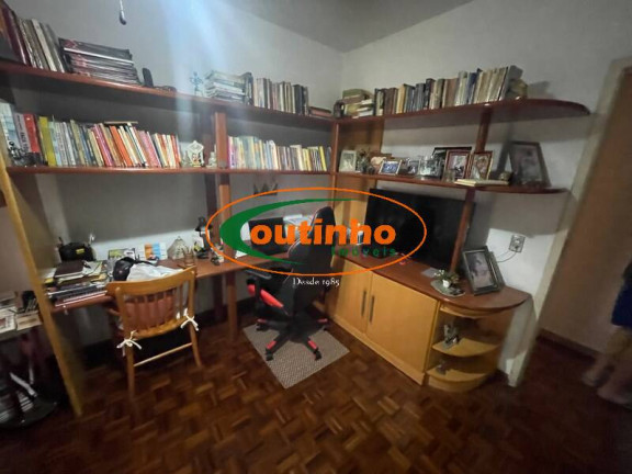 Imagem Apartamento com 3 Quartos à Venda, 155 m² em Maracanã - Rio De Janeiro Imagem Apartamento com 3 Quartos à Venda, 155 m² em Maracanã - Rio De Janeiro
