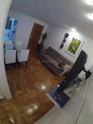 Imagem Apartamento com 2 Quartos à Venda, 52 m² em Copacabana - Rio De Janeiro