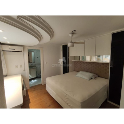 Imagem Apartamento com 2 Quartos à Venda, 175 m² em Centro - Balneário Camboriú