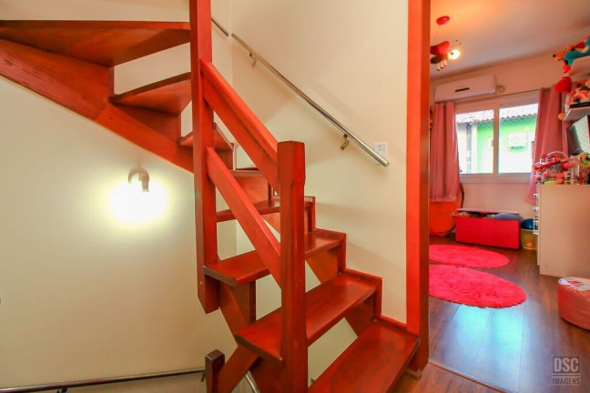 Imagem Casa com 3 Quartos à Venda, 120 m² em Guarujá - Porto Alegre Imagem Casa com 3 Quartos à Venda, 120 m² em Guarujá - Porto Alegre