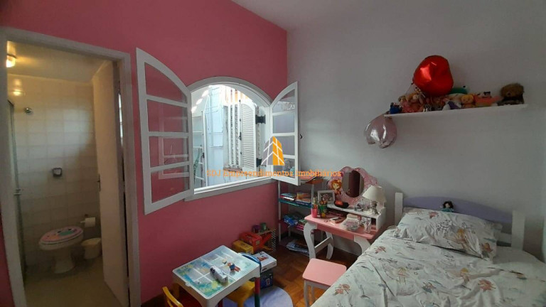 Imagem Casa com 3 Quartos à Venda, 256 m² em Instituto De Previdência - São Paulo Imagem Casa com 3 Quartos à Venda, 256 m² em Instituto De Previdência - São Paulo