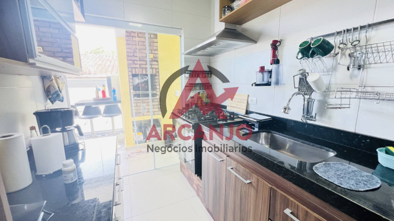 Imagem Apartamento com 2 Quartos para Temporada, 102 m² em Centro - Ubatuba