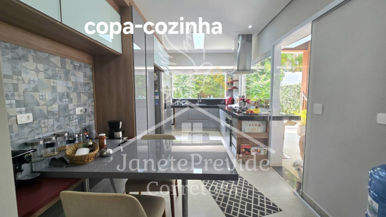 Imagem Casa de Condomínio com 3 Quartos à Venda, 263 m² em Alphaville - Santana De Parnaíba Imagem Casa de Condomínio com 3 Quartos à Venda, 263 m² em Alphaville - Santana De Parnaíba