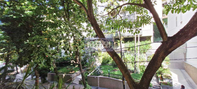 Imagem Apartamento com 4 Quartos à Venda ou Locação, 130 m² em Leblon - Rio De Janeiro Imagem Apartamento com 4 Quartos à Venda ou Locação, 130 m² em Leblon - Rio De Janeiro