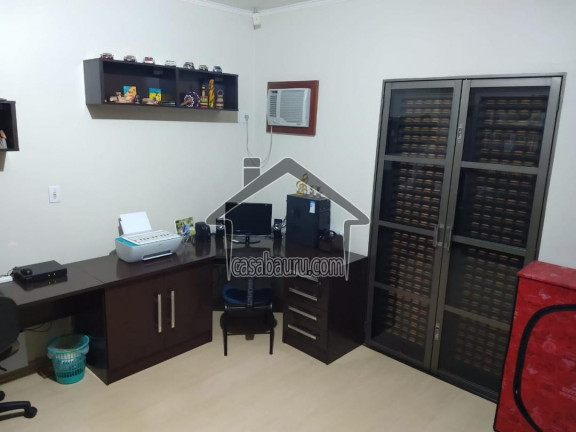 Imagem Casa com 3 Quartos à Venda, 260 m² em Jardim Paulista - Bauru Imagem Casa com 3 Quartos à Venda, 260 m² em Jardim Paulista - Bauru