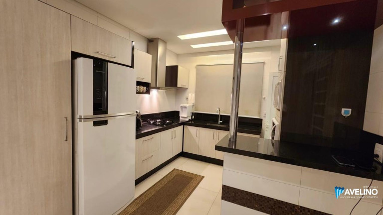Imagem Sobrado com 3 Quartos à Venda, 260 m² em Amambaí - Campo Grande