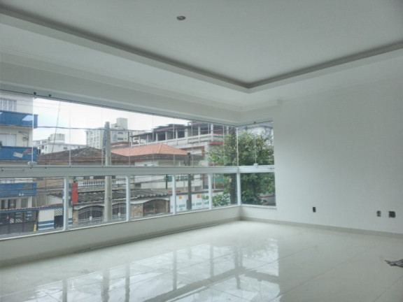 Casa com 3 Quartos à Venda, 150 m² em Embaré - Santos