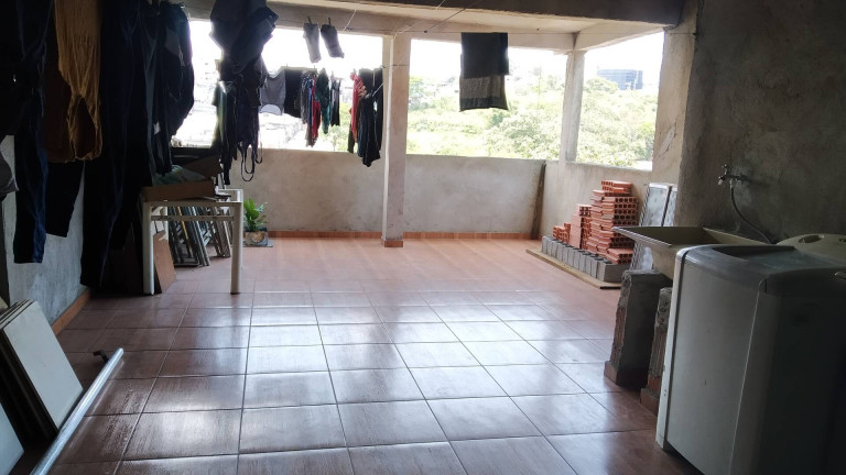 Imagem Sobrado com 10 Quartos à Venda, em Eldorado - Diadema Imagem Sobrado com 10 Quartos à Venda, em Eldorado - Diadema