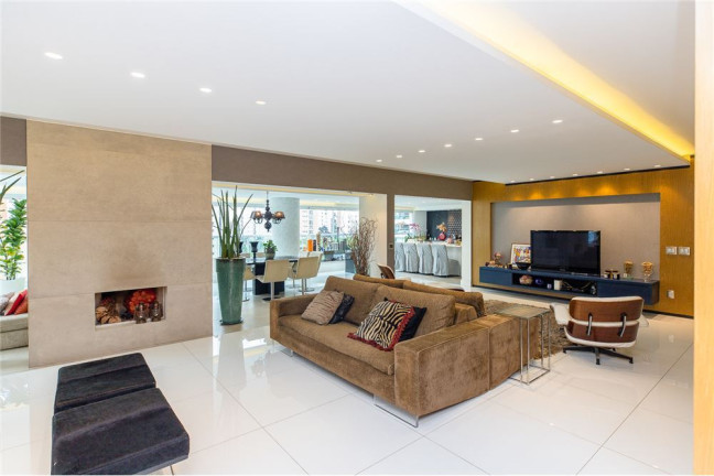 Imagem Apartamento à Venda, 335 m² em Moema - São Paulo
