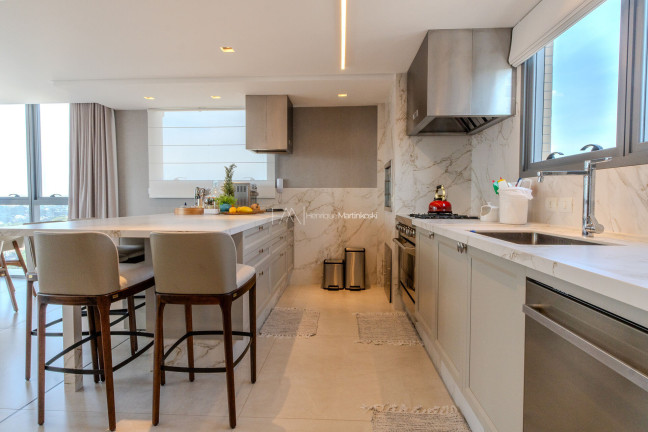 Imagem Apartamento com 3 Quartos à Venda, 236 m² em Juvevê - Curitiba Imagem Apartamento com 3 Quartos à Venda, 236 m² em Juvevê - Curitiba