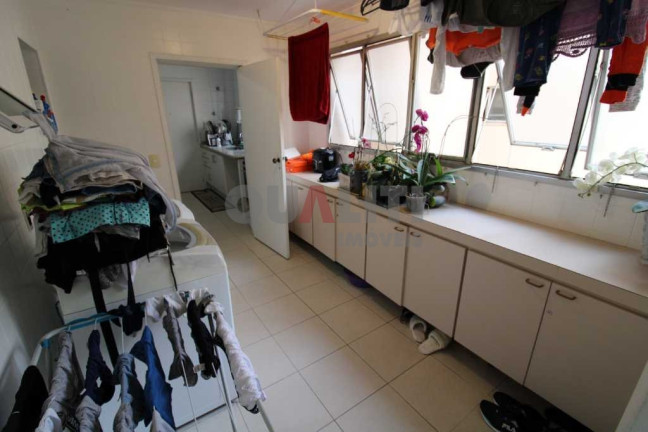 Imagem Apartamento com 3 Quartos à Venda, 180 m² em Moema - São Paulo