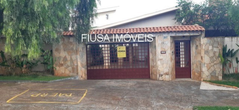 Imagem Casa com 4 Quartos à Venda,  em Ribeirânia - Ribeirão Preto