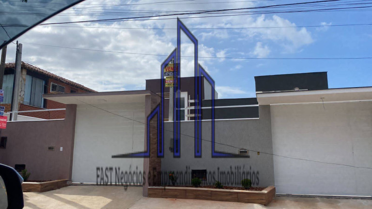 Casa à Venda,  em Itaboraí
