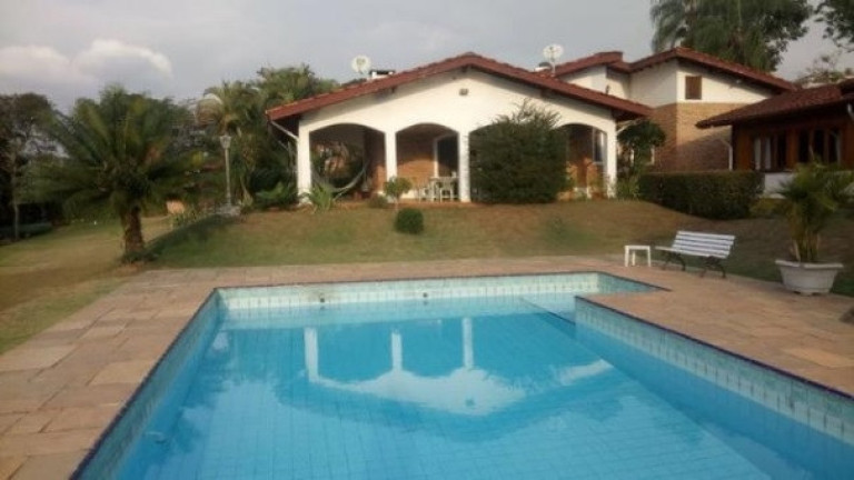 Casa de Condomínio com 4 Quartos à Venda, 3 m² em Usina - Atibaia