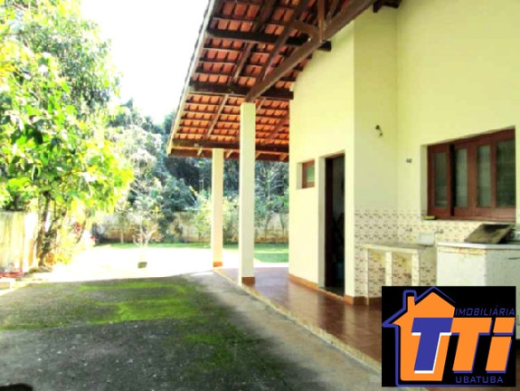 Imagem Casa com 3 Quartos à Venda, 241 m² em Perequê Mirim - Ubatuba Imagem Casa com 3 Quartos à Venda, 241 m² em Perequê Mirim - Ubatuba