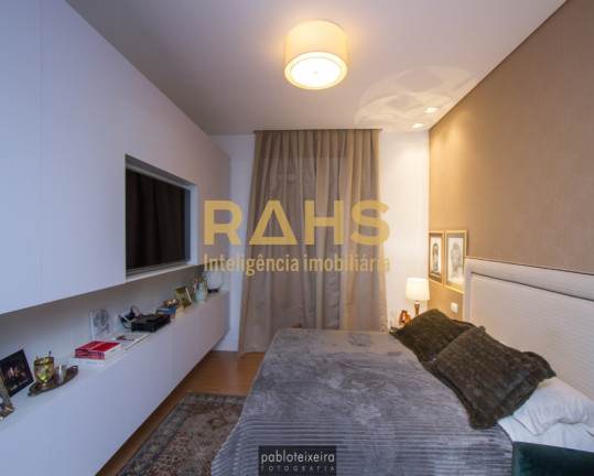 Imagem Apartamento com 3 Quartos à Venda, 223 m² em Atiradores - Joinville