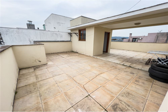 Imagem Casa com 3 Quartos à Venda,  em Ipanema - Porto Alegre