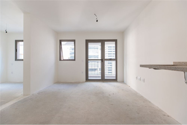 Imagem Imóvel com 1 Quarto à Venda, em Moema - São Paulo Imagem Imóvel com 1 Quarto à Venda, em Moema - São Paulo