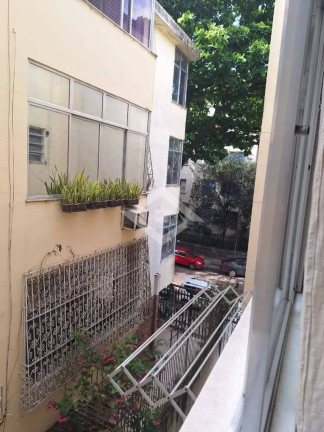 Imagem Apartamento com 1 Quarto à Venda, 51 m² em Copacabana - Rio De Janeiro Imagem Apartamento com 1 Quarto à Venda, 51 m² em Copacabana - Rio De Janeiro