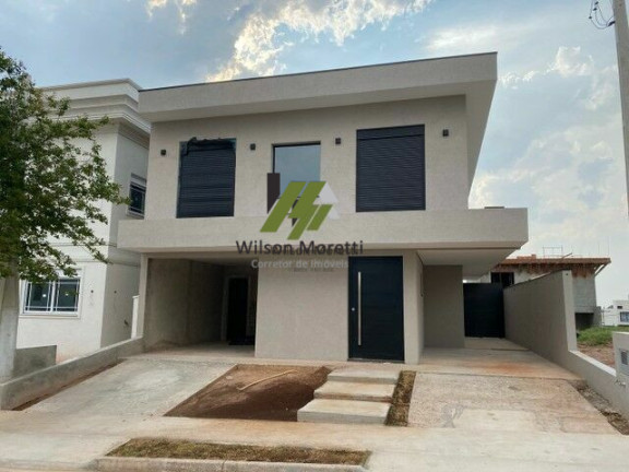 Imagem Casa com 4 Quartos à Venda, 300 m²