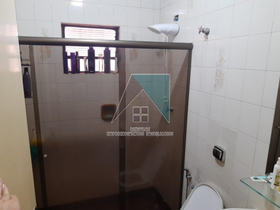Imagem Casa com 3 Quartos à Venda, 213 m² em Monte Alegre - Ribeirão Preto Imagem Casa com 3 Quartos à Venda, 213 m² em Monte Alegre - Ribeirão Preto