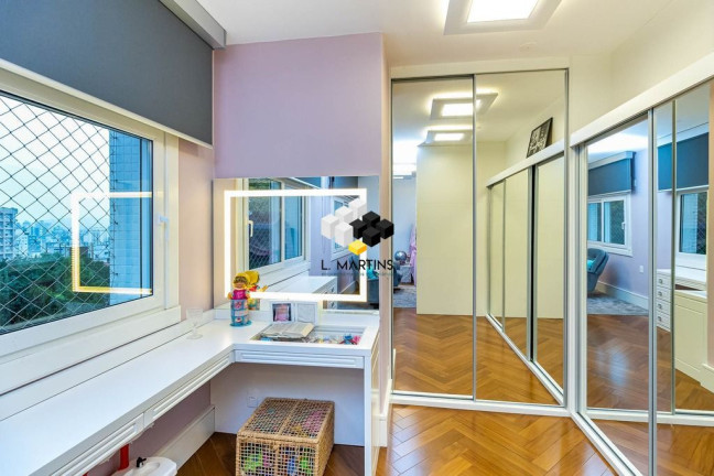 Imagem Apartamento com 3 Quartos à Venda, 223 m² em Bela Vista - Porto Alegre Imagem Apartamento com 3 Quartos à Venda, 223 m² em Bela Vista - Porto Alegre