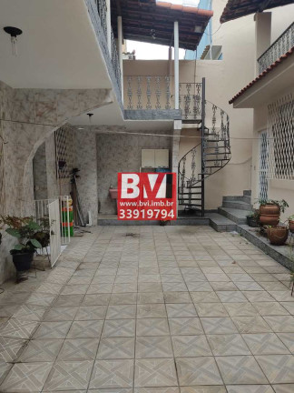 Imagem Casa com 3 Quartos à Venda, 272 m² em Vila Da Penha - Rio De Janeiro
