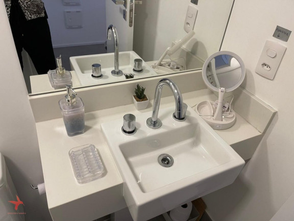 Imagem Flat com 1 Quarto à Venda, 28 m² em Vila Nova Conceição - São Paulo Imagem Flat com 1 Quarto à Venda, 28 m² em Vila Nova Conceição - São Paulo