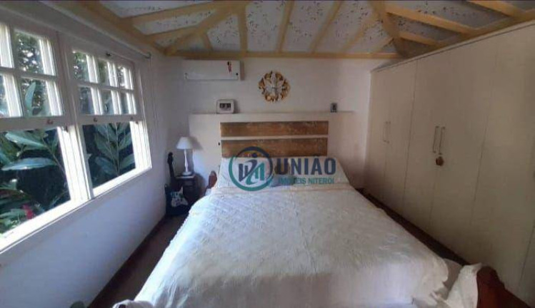 Imagem Casa com 5 Quartos à Venda, 270 m² em Itaipu - Niterói Imagem Casa com 5 Quartos à Venda, 270 m² em Itaipu - Niterói