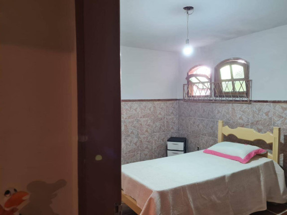 Imagem Casa com 6 Quartos à Venda, 108 m² em Hospício - Araruama Imagem Casa com 6 Quartos à Venda, 108 m² em Hospício - Araruama