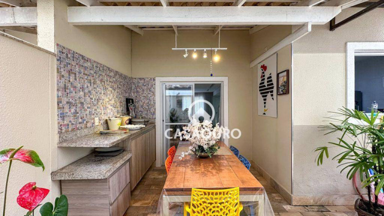 Imagem Casa com 4 Quartos à Venda, 165 m² em Condomínio Village Royale - Nova Lima Imagem Casa com 4 Quartos à Venda, 165 m² em Condomínio Village Royale - Nova Lima
