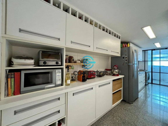 Imagem Apartamento com 3 Quartos à Venda, 119 m² em Icaraí - Niterói Imagem Apartamento com 3 Quartos à Venda, 119 m² em Icaraí - Niterói