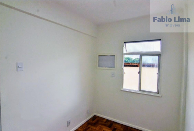 Imagem Imóvel com 1 Quarto à Venda, 26 m² em Botafogo - Rio De Janeiro Imagem Imóvel com 1 Quarto à Venda, 26 m² em Botafogo - Rio De Janeiro