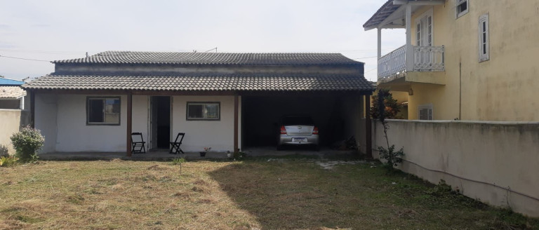 Imagem Casa com 1 Quarto à Venda, 92 m² em Unamar - Cabo Frio