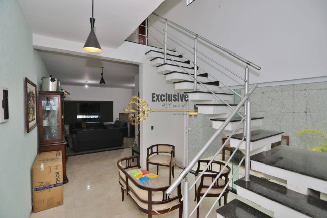 Imagem Sobrado com 3 Quartos à Venda, 210 m² em Vila Humaitá - Santo André Imagem Sobrado com 3 Quartos à Venda, 210 m² em Vila Humaitá - Santo André